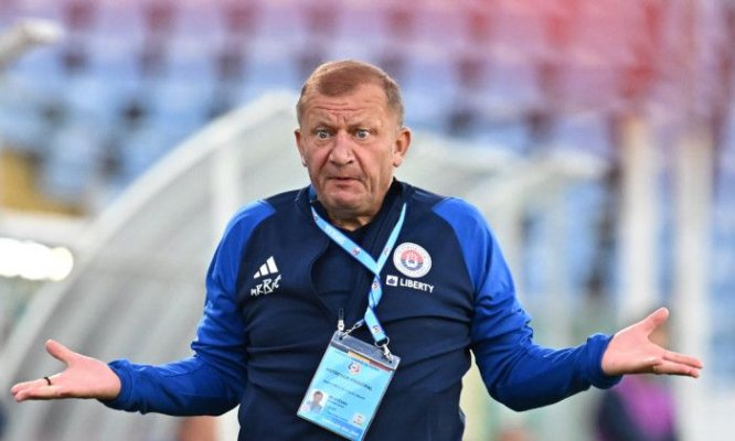 Dorinel Munteanu vine cu explicații care uimesc, după ce și-a luat un jucător de guler